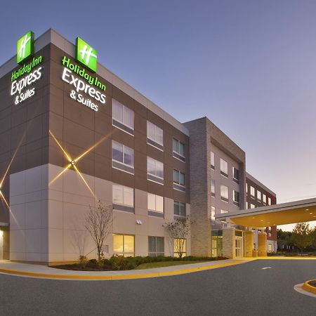 Holiday Inn Express And Suites South Hill By Ihg Exteriör bild