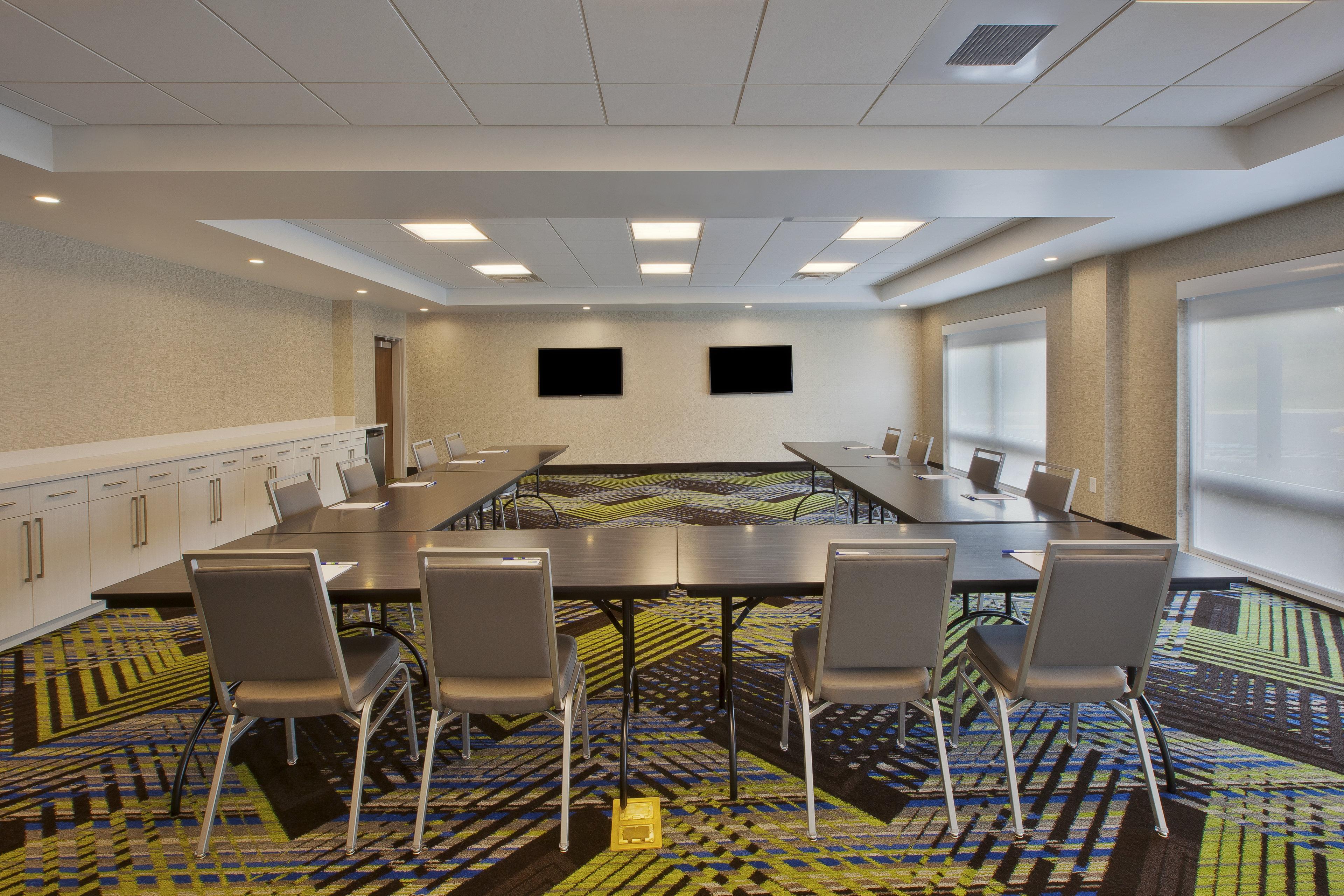 Holiday Inn Express And Suites South Hill By Ihg Exteriör bild