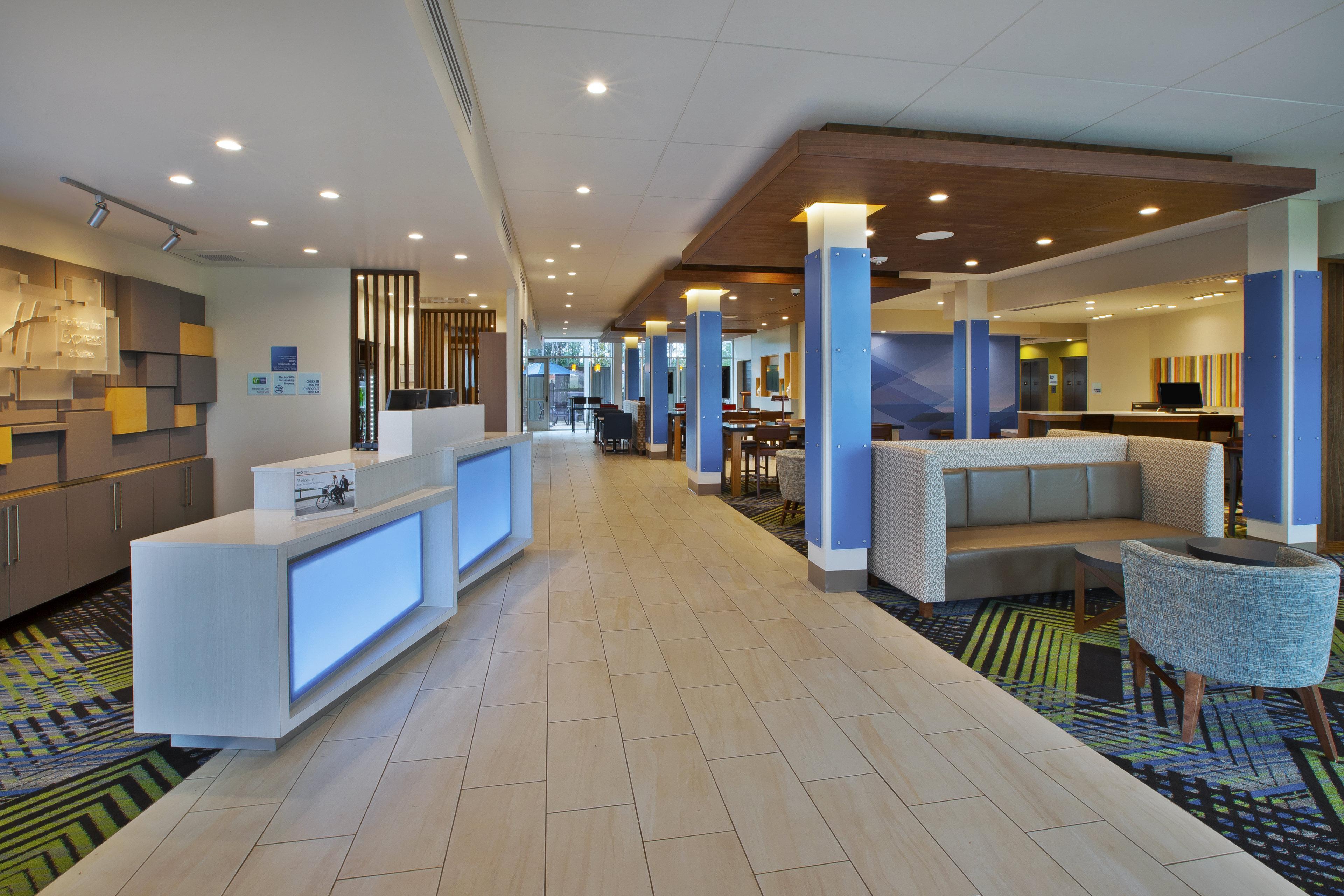 Holiday Inn Express And Suites South Hill By Ihg Exteriör bild